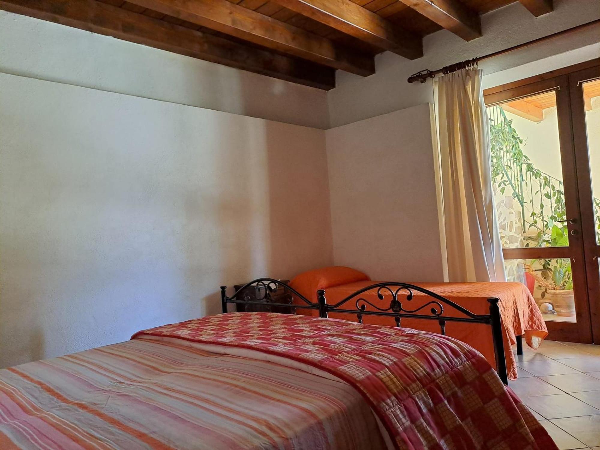 B&B S'Omu Antiga Nureci Ngoại thất bức ảnh